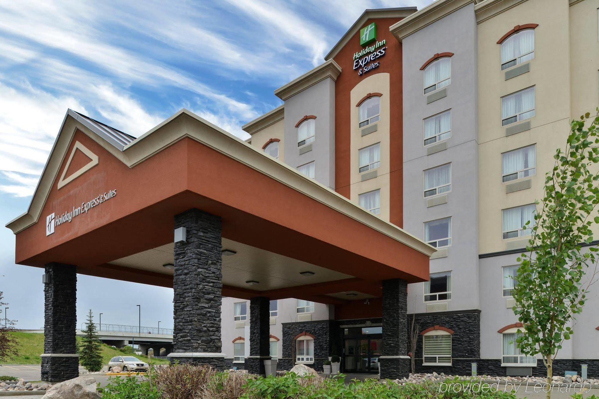 Holiday Inn Express Edmonton North By Ihg Exteriör bild